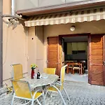 Casa Del Limone Apartment *